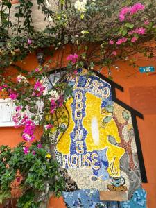 Casa del Lago Lodging House