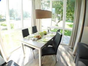 Wolkenlos 4 - Großenbrode