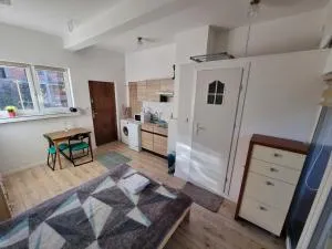 Domek na uboczu, studio z tarasem - Michałowice