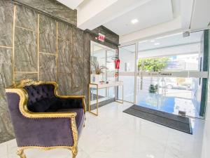 Apto 350 metros do mar na Praia de Palmas - 0114