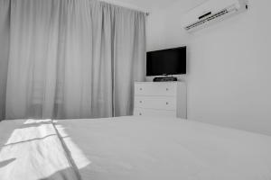 South Miami 2BR Near Beach and Nightlife