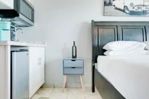 Beautiful Art Deco studio in the Heart of Sobe