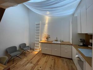 Chambres Studio Eleusis-Paris