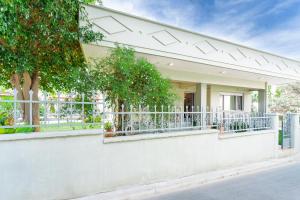 Suncatcher House by 8essentially