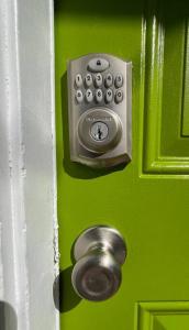 Great Private Studio in Noho