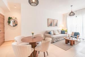 Cozy 1BR-apartment with terrace in Las Canas