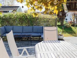 6 person holiday home in Skummeslövsstrand