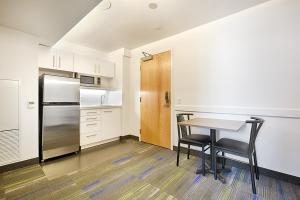 Residence & Conference Centre - Toronto Downtown
