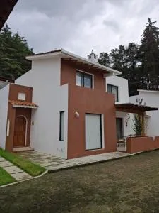 La casa de las flores - Zurumútaro