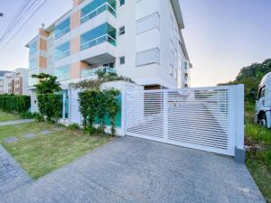 Apto amplo para Férias na Praia Palmas - 0122