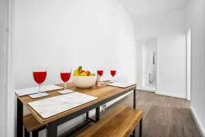 1 Bed Apartment Birmingham Resorts World NEC BHX - Acocks Green