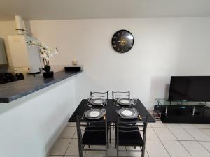 Le Panorama de la Cité médiévale-clim -4pers