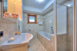 Chalet Sciachilo Ski In-Ski Out 10m - Happy Rentals