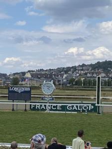 Appartements Les Planches de Celine, beau T2 a Deauville : photos des chambres