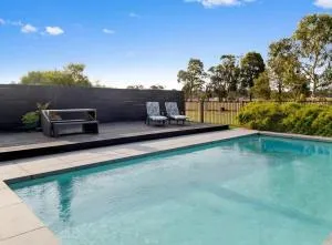 Balla Balla Farm Stay - Devon Meadows