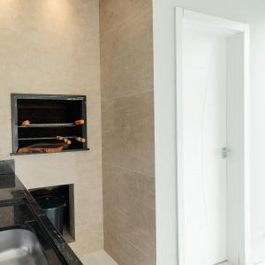 M&M House - Casa com Piscina e Ar Condicionado em Matinhos