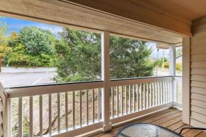 Grand Wood Suites - 3rd Floor Back Side Penthouse Suite 306