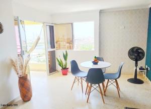 apto con vista al mar piso 11-