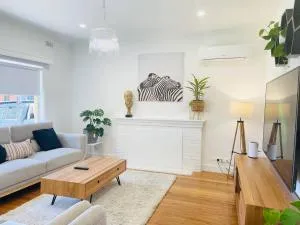 D133 St Alban station stay - Keilor