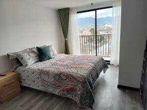 Apartamento con parqueadero