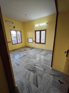 House-of-G 3bhk newly painted flat in AVA road Rajahmundry