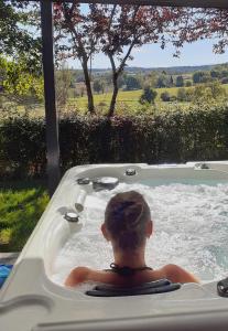 Maisons de vacances Chalet Cedre - Les Chalets de Barruerot - Spa jacuzzi privatif : photos des chambres