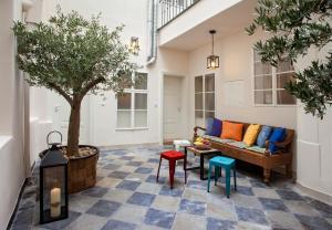 Igor and David Apartments