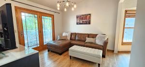 Natures Blissful Haven - King Bed & Heated Garage