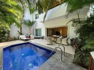 Casa de lujo con alberca y playa privada - Cruz de Huanacaxtle