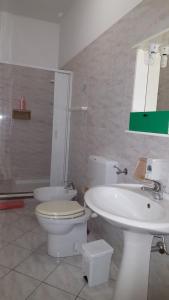 Triple Room with Bathroom room in B&B Enna