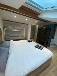 Maisons de vacances ZE Luxurious House Paris - Suite de luxe : photos des chambres