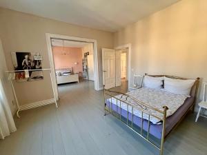 Beautiful apartment in a historic villa