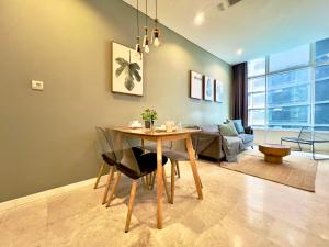 Sky Suites Chill 3BR Suite at KLCC