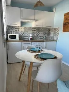 Studio proche plage et commerces - 莱萨布勒-多洛讷