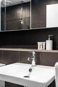 City Luxe Living 3B2B2C-36F at VictoriaHarbour