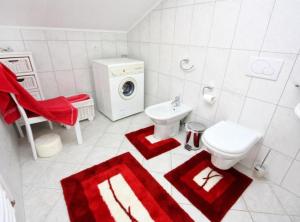 Beachside Serenity Apartments in Barbot 