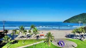Studio pé na areia com área de churrasco privativa