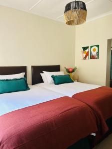 Casa No 85 Accommodation