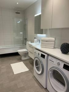 Stylish Waterfront Apt Stockholm