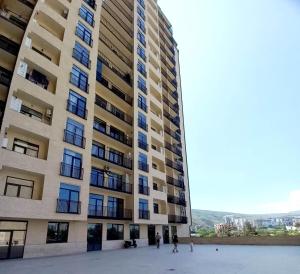 1 BR Apartment in Isani