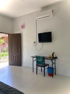 roomstay batu buruk
