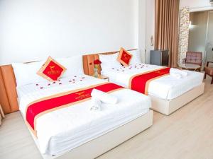 Phòng 4 Người Có Ban Công (Quadruple Room with Balcony)