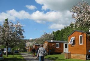Campings Camping des Rochers des Parcs : photos des chambres