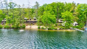 Waterfront 2 bedroom on Squam (unit 12)