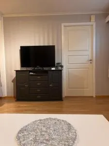 Furuhaugane leilighet - 弗洛罗