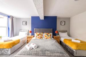 Central, Contractors, Families, FREE PARKING by Prescott Apartments