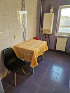 Apartment Eleven