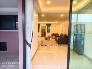 Dj三卧联排别墅 - 3hvězdičkové hotely ve městě Nong Prue