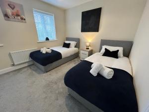 Radbourne House - Spacious 2 Bed, Home from Home in Derby