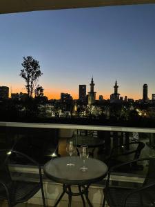 Palermo, luminoso departamento con pileta